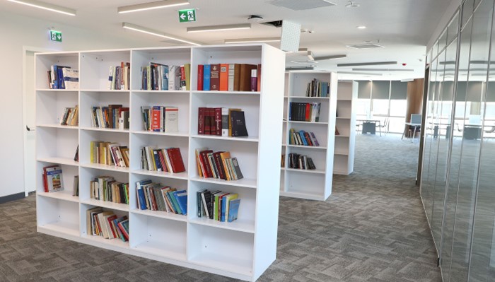 کتابخانه دانشگاه فنرباغچه ترکیه