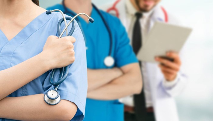 میتونید با کمک داشتن مدرک دیپلم در ترکیه ، پزشکی بخونید.